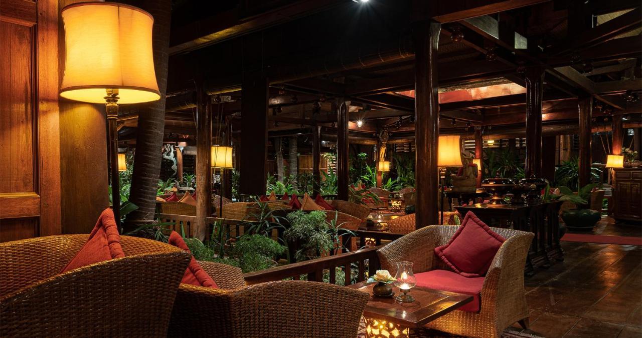 סיאם ריפ Angkor Village Hotel - Small Luxury Hotels Of The World מראה חיצוני תמונה The interior of the restaurant
